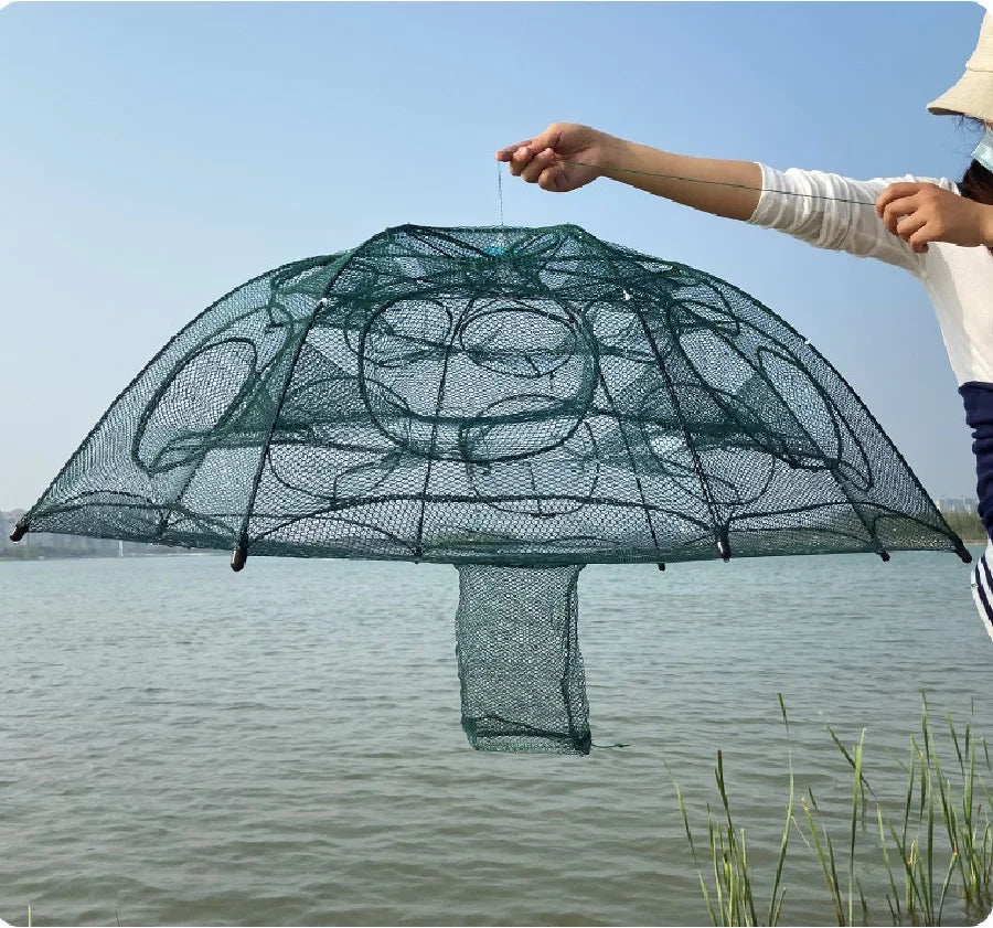 Piège à poissons pliable en forme de parapluie.