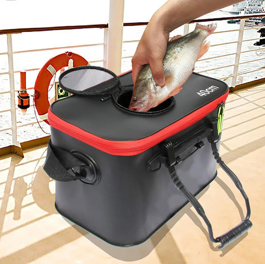 Sac pliable portable pour seau à poissons vivants.