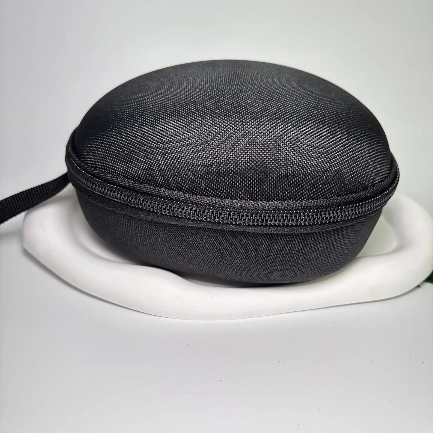 Sacoche de protection portable en EVA pour moulinet de pêche.
